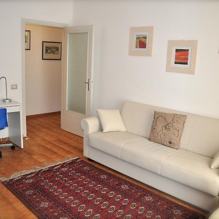 Apartment Parmense Cameră foto
